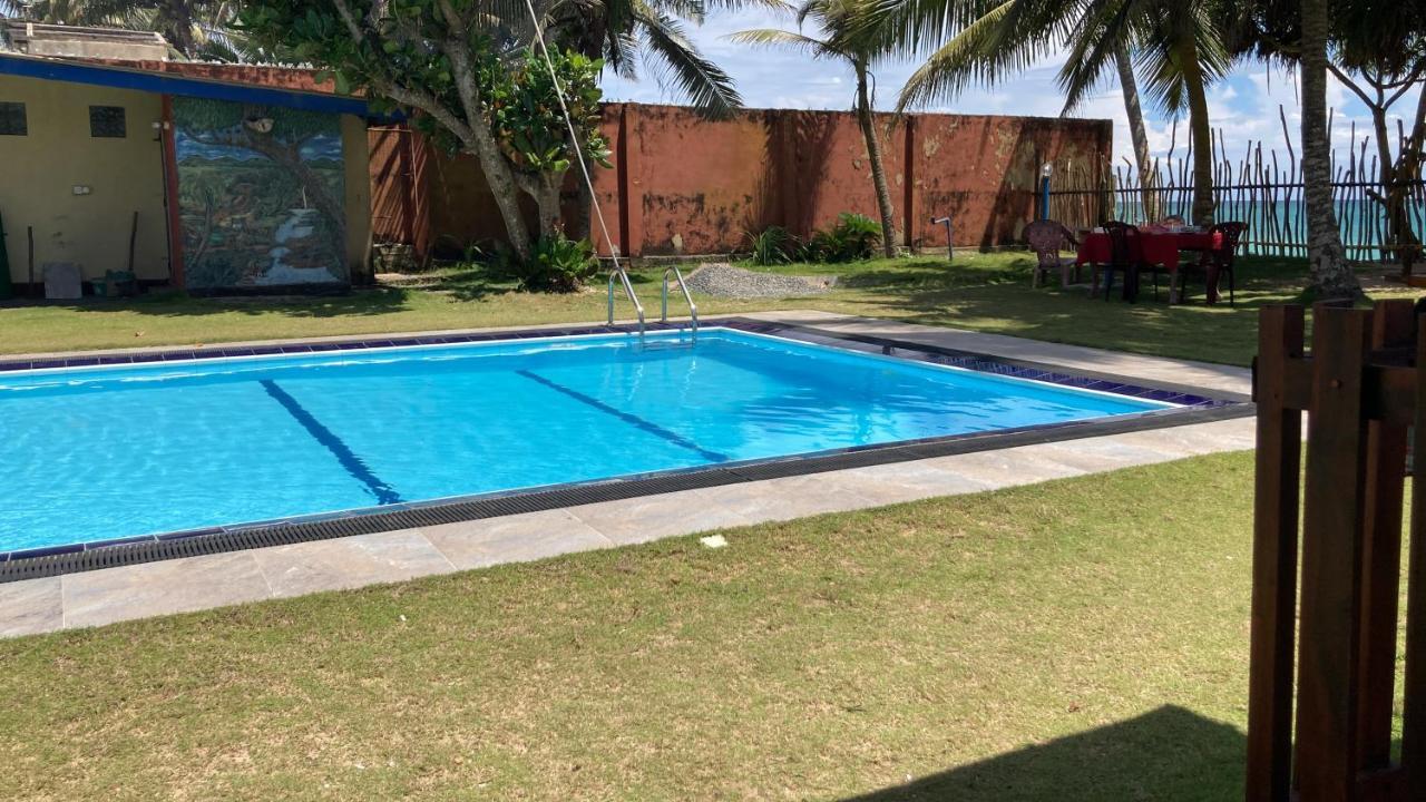 Airy Dale Villa And Guesthouse Ambalangoda  Exterior foto